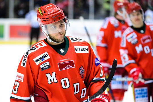 Modos Tommy Enström deppar
