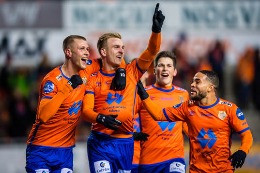 Torbjørn Agdestein of Aalesund celebrates with Holmbert