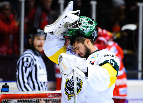 Björklövens målvakt Joe Cannata