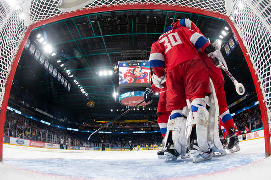 Russia celebrates, Igor Bobkov #30, RUS