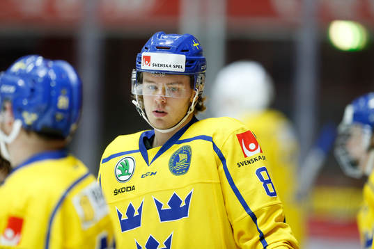Filip Johansson #8, SWE