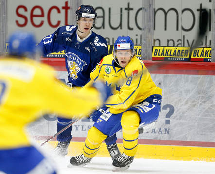 Antti Saarela #23, FIN and Filip Johansson #8, SWE