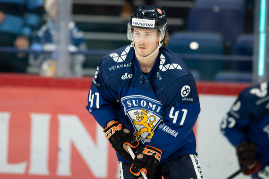 Petteri Nikkilä #41, FIN