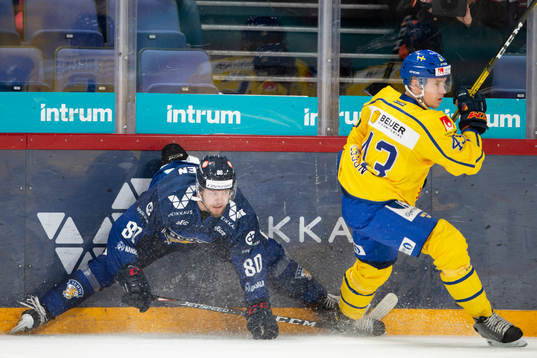 Teemu Turunen #80, FIN, Tom Nilsson #43, SW