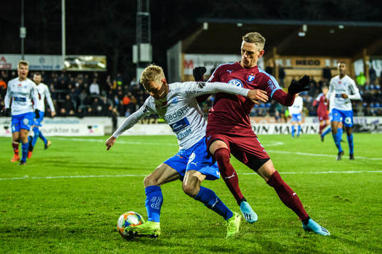 Värnamos Kevin Karlsson Simola och Malmö FFs Sören Rieks