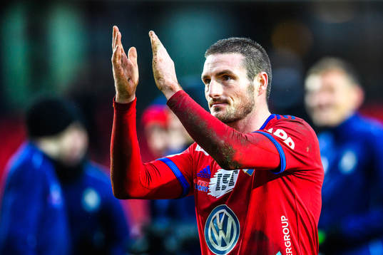 Östers James Keene jublar