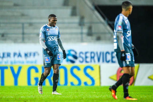 Brages Christian Kouakou och Jonathan Morsay deppar