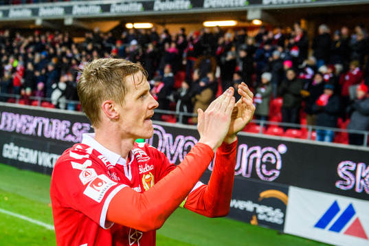 Kalmars Rasmus Elm jublar