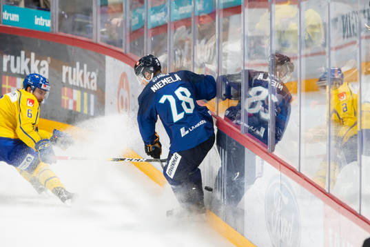 Mikael Wikstrand #6, SWE, Mikko Niemelä #28, FIN
