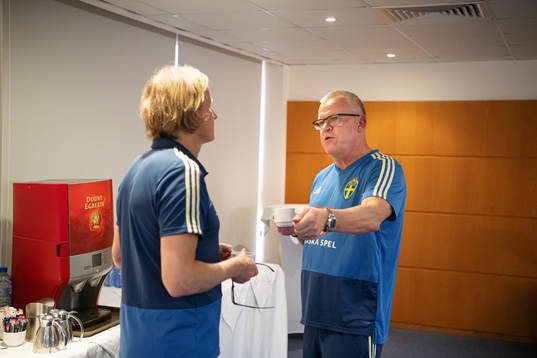 Stefan Pettersson, team manager, and Janne Andersson, head