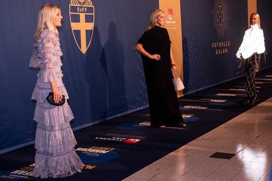 Olivia Scough, Linda Sembrant och Caroline Seger