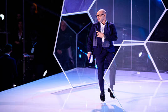 Thomas Ravelli prisutdelare årets målvakt