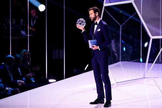 Programledare Pär Lernström