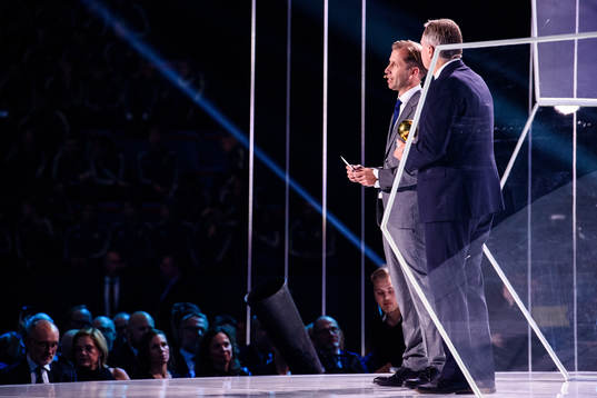 Simon Bank, Aftonbladet och Karl-Erik Nilsson, ordförande