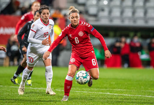 [DK=20191112: Nanna Christiansen, Danmark] [UK=20191112: