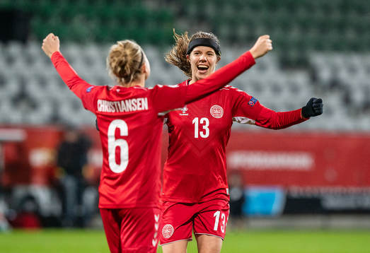[DK=20191112: Nanna Christiansen, Danmark og Sofie Junge