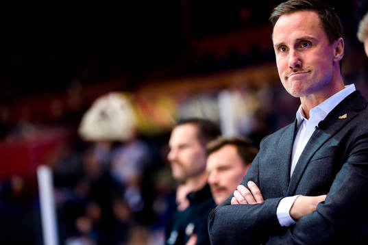 head coach Roger Rönnberg of Frölunda