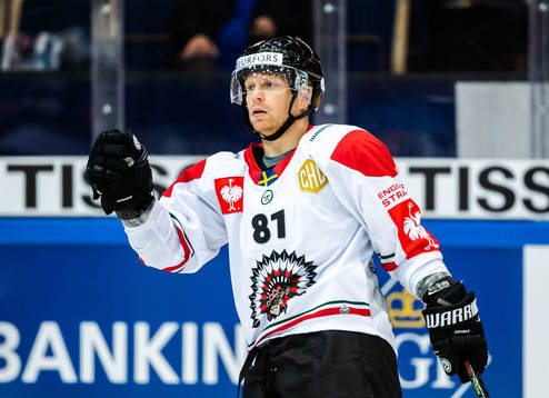 Ryan Lasch of Färjestad celebrates
