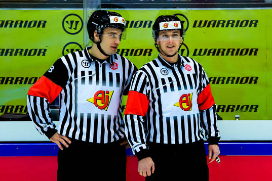 Referee Stanislav Raming and Viktor Birin