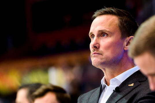 head coach Roger Rönnberg of Frölunda