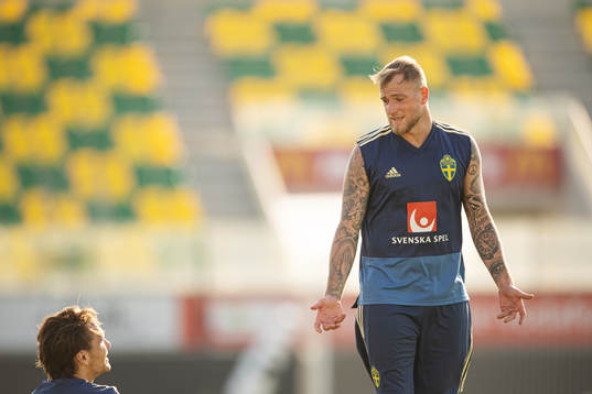 Albin Ekdal and John Guidetti of the Swedish national