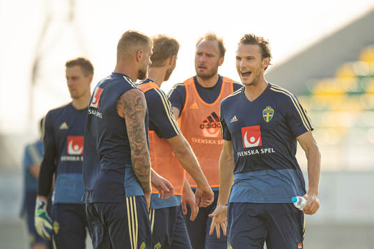 John Guidetti and Albin Ekdal of the Swedish national