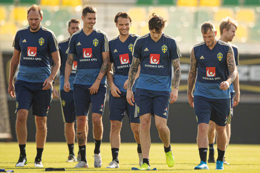 Andreas Granqvist, Mikael Lustig, Albin Ekdal, Victor