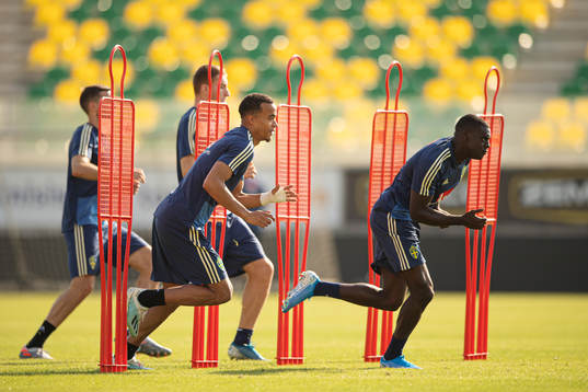 Robin Quaison and Ken Sema of the Swedish national football