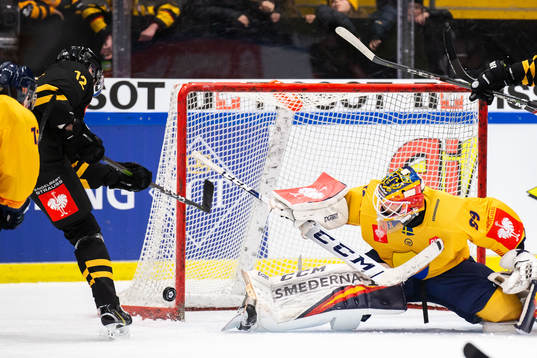 Goalkeeper Niklas Svedberg of Djurgården