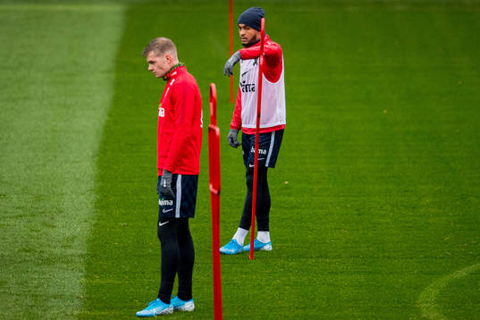 Alexander Sørloth and Joshua King of Norway