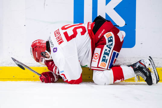 Timrås Tim Wahlgren har ont