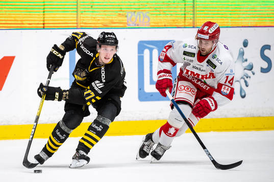 s Jacob Svensson och Timrås Albin Carlson