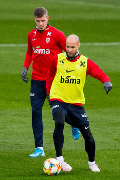 Alexander Sørloth and Tore Reginiussen of Norway