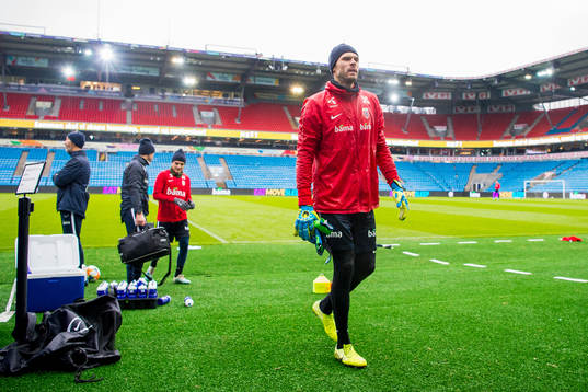 Goalkeeper Rune Almenning Jarstein of Norway