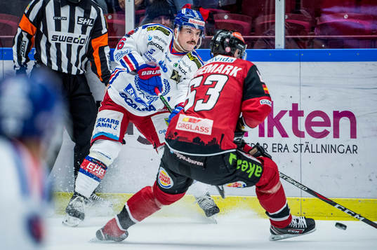 Oskarshamns Jesper Dahlroth mot Malmö Redhawks Fredrik