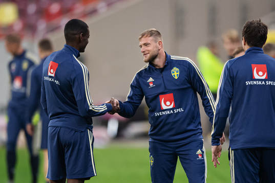 Alexander Isak and John Guidetti of the Swedish national