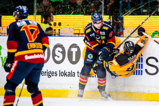 Djurgårdens Marcus Högström och Luleås Robin Kovacs