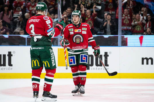 Frölundas Jacob Moverare jublar med Samuel Fagemo