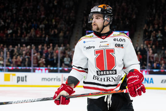 Örebros Aaron Irving