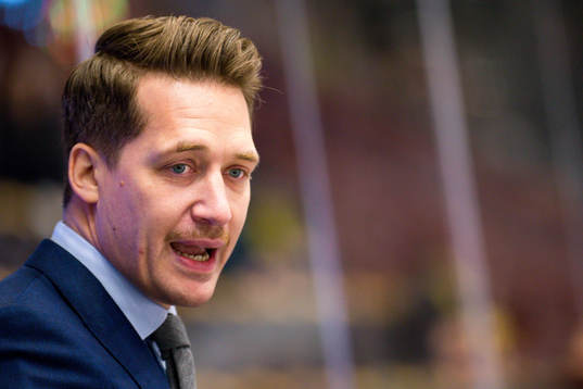 Växjös tränare Sam Hallam