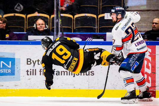 Skellefteås Tuomas Kiiskinen och Växjös Martin Lundberg
