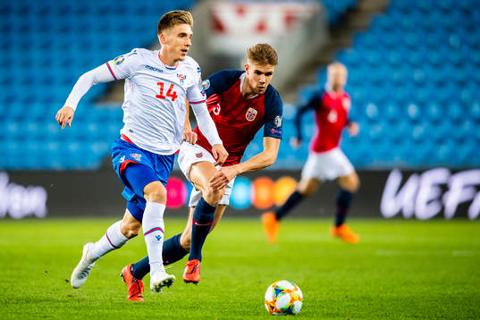 Joan Edmundsson of Faroe Islands and Kristoffer Vassbakk