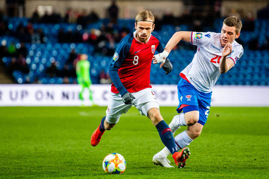 Iver Tobias Rørvik Fossum of Norway and Joannes Bjartalid