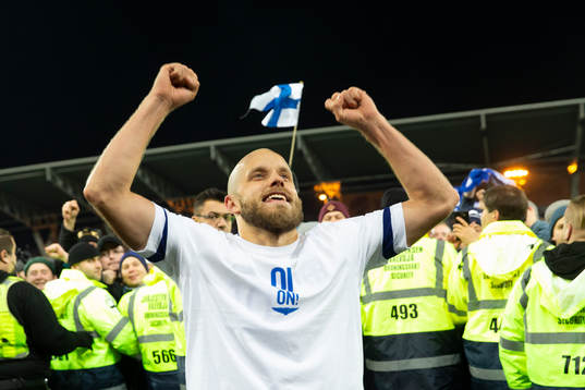 Teemu Pukki #10, FIN