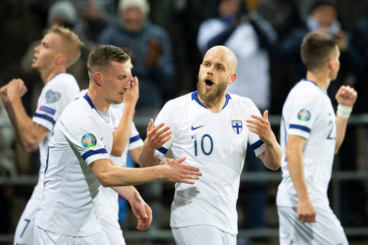 Teemu Pukki #10, FIN