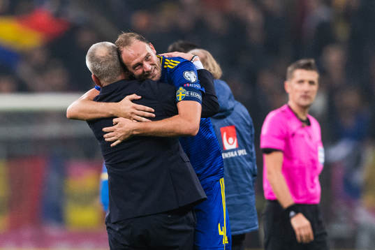 Andreas Granqvist and Janne Andersson, head coach of Sweden