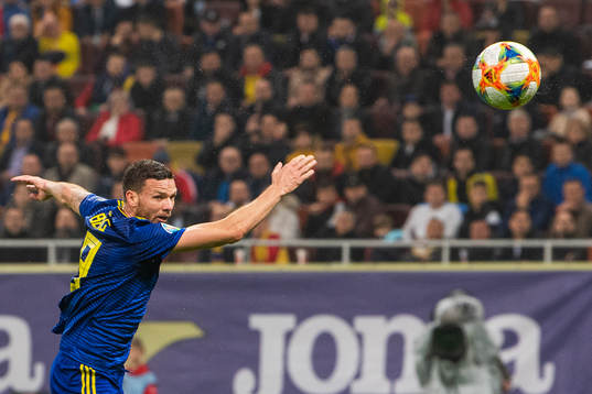 Marcus Berg of Sweden scores 0-1