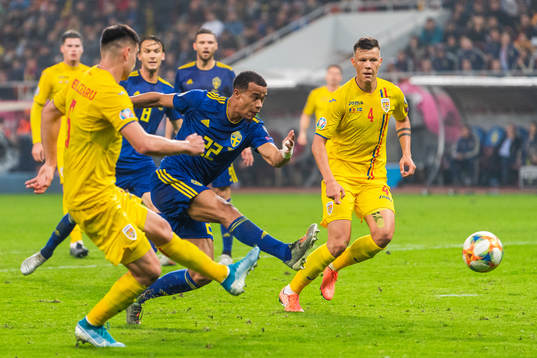 Iulian Cristea and Adrian Rus see Robin Quaison of Sweden