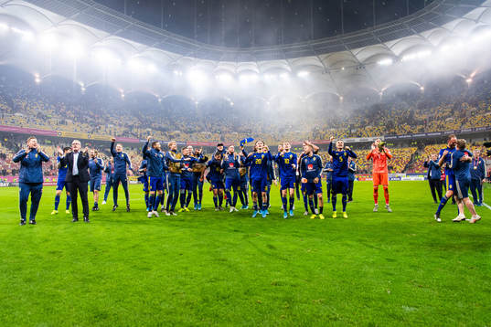 The team of Sweden celebrate