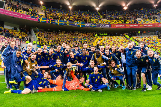 The team of Sweden celebrate